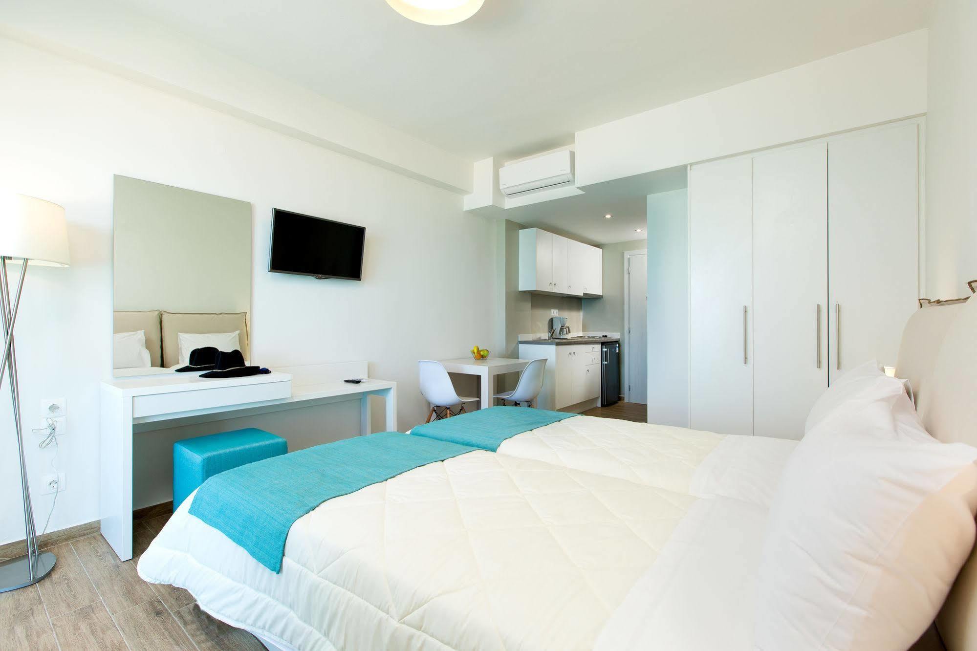 Golden Coast Seaside Apartments Rétino Exterior foto
